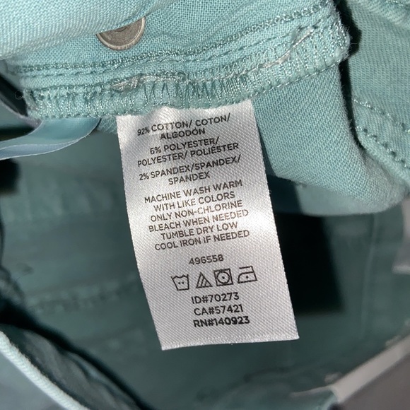 BRAND NEW!  LOFT Skinny Jeans - Picture 4 of 4